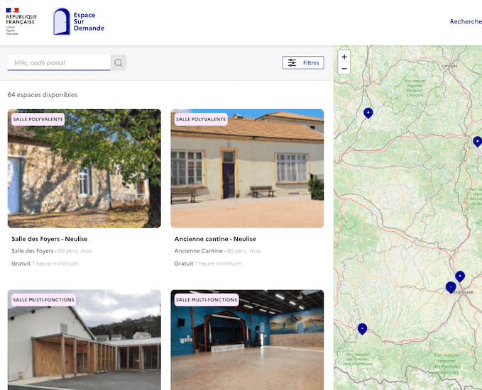 Capture d’écran de la page de recherche d’espace accompagné d’une cartographie de la localisation des espaces
